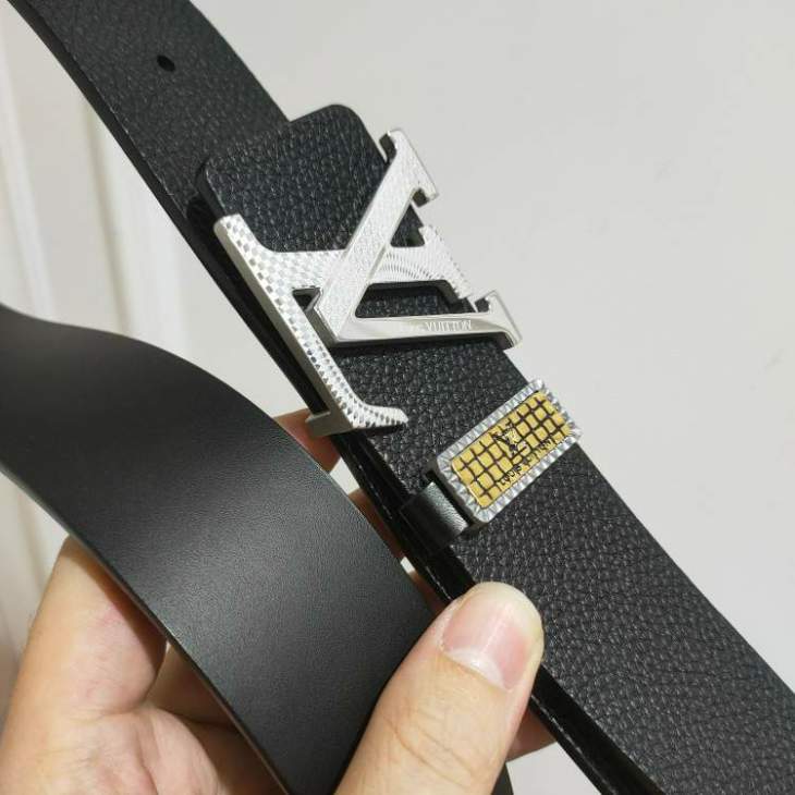 Picture of Louis Vuitton Belts _SKUfw209121313fw